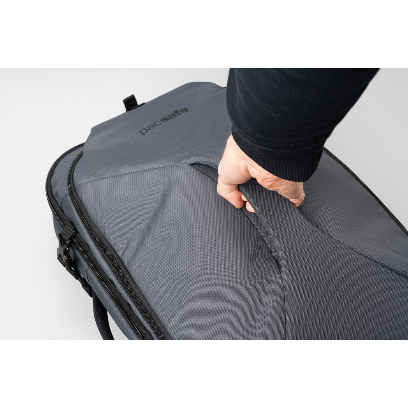 Venturesafe EXP45 Carry-On Travel Pack