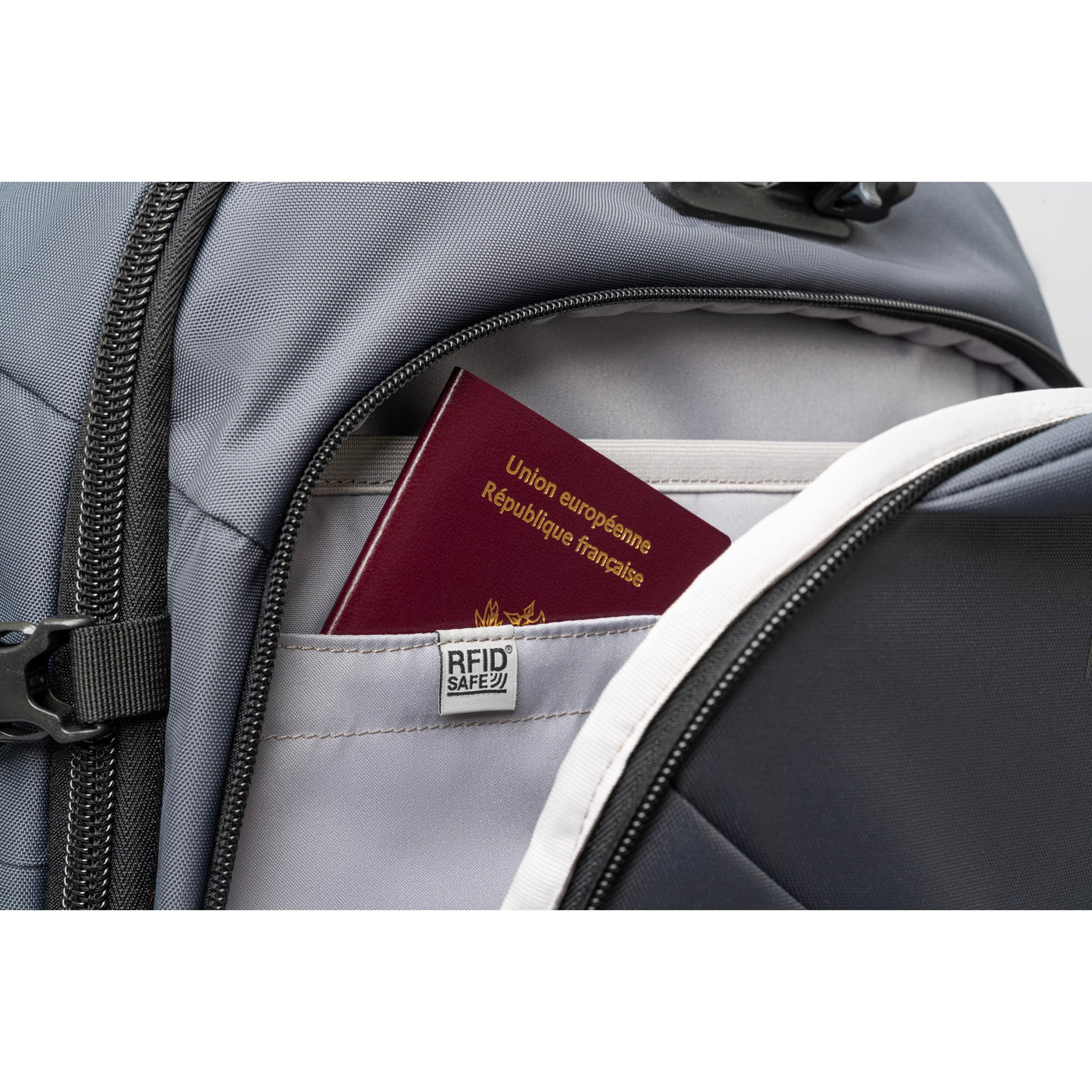 Venturesafe EXP45 Carry-On Travel Pack